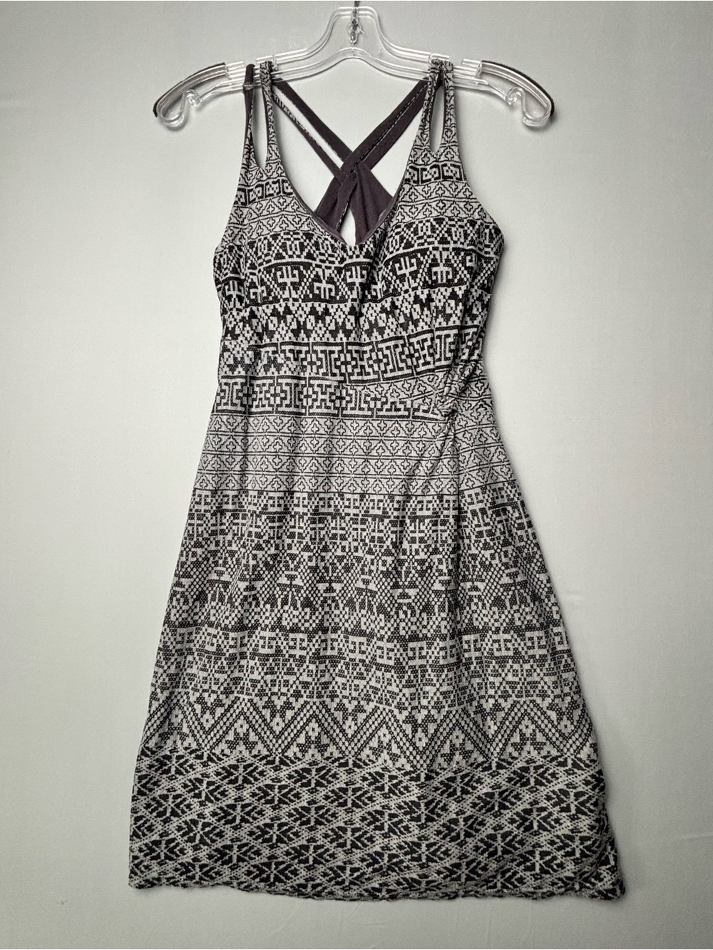 Athleta Gray Black Geometric Print Shelf Bra Dress Strappy Back Size Small